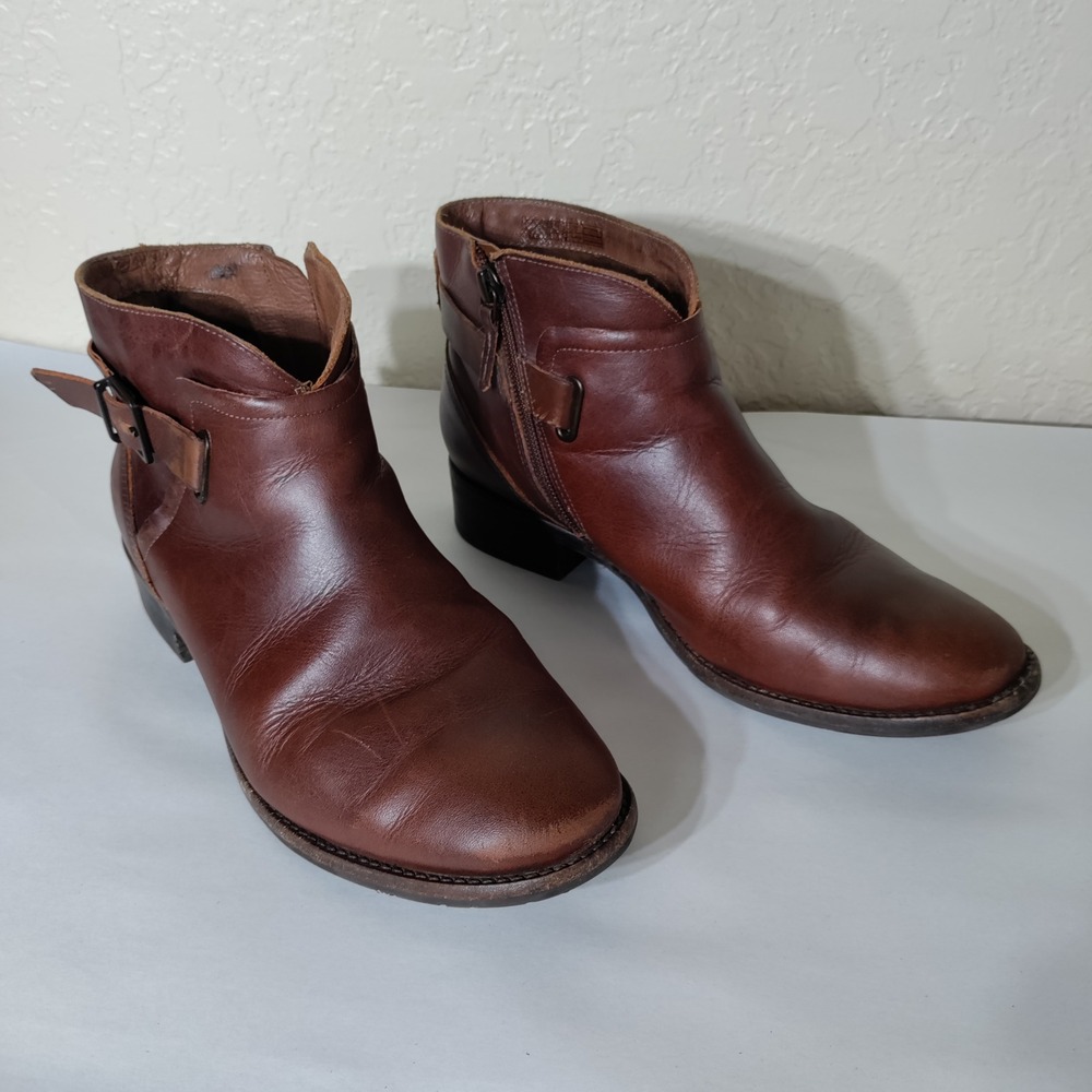 UGG Australia Brown Leather Buckle Ankle Moto Boots Shearling Lined Womens 8